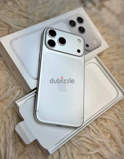 آبل - آيفون 17 برو ماكس