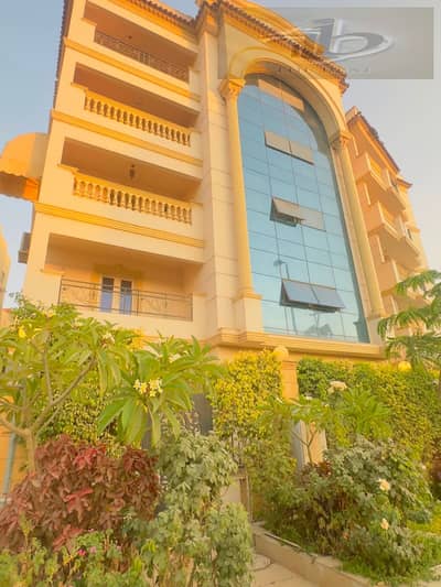 Apartment for sale in Al Lotus South – Fifth Settlement   Prime location in Al Lotus South, second line from Al-Tagamo district's southern ninety street, near all services and main axes