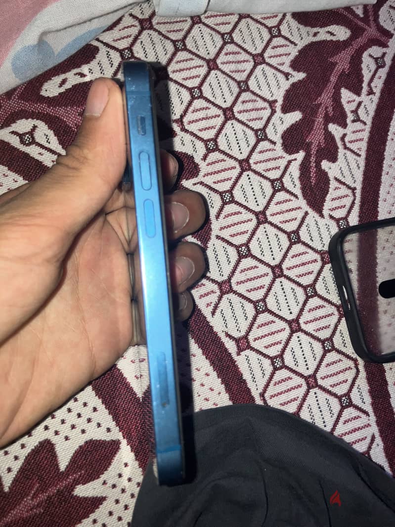 Apple - iPhone 13 mini 1