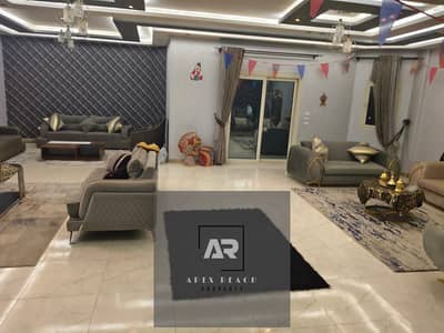 Apartment 270 meters for rent with kitchen and air conditioning in Al-Banfsaj Villas directly in front of Al-Rehab