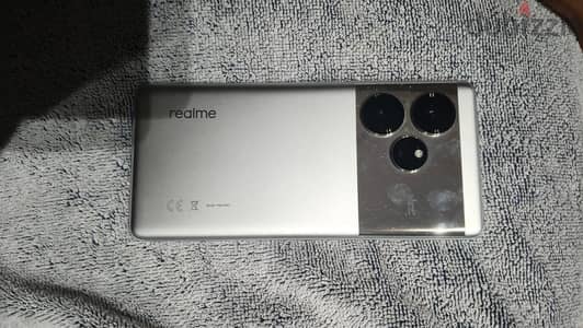Realme GT6 ريلمي جي تي 6