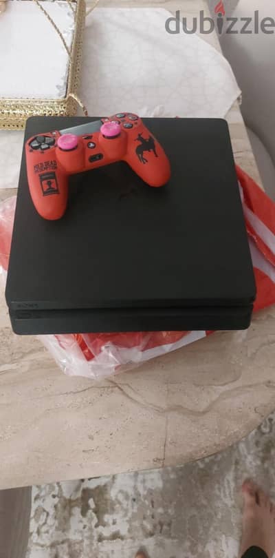 play station 4 slim