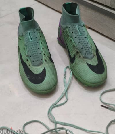 حذاء كره القدم Nike Mercurial مقاس 38 حاله جيده بالرباط