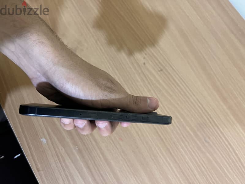 Apple - iPhone 16 Pro 2
