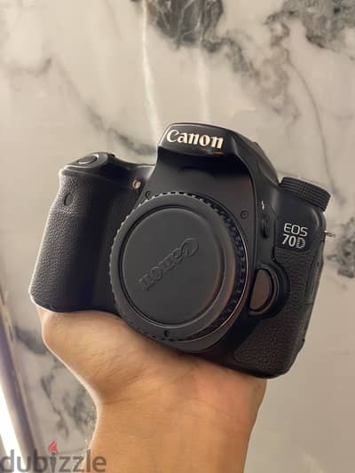 Canon  70 D