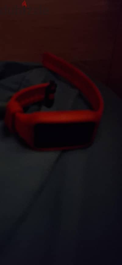 huawei band 6 red strap with charger