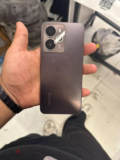 Realme 14 Pro خالص ضريبه بالكرتونه كسر زيرو