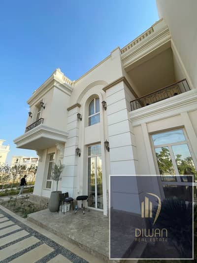 At the old price—the last fully finished corner townhouse in "Granville," the most prestigious compound in the New Administrative Capital. At the old price—the last fully finished corner townhouse in "Granville," the most prestigious compound in the New Administrative Capital.