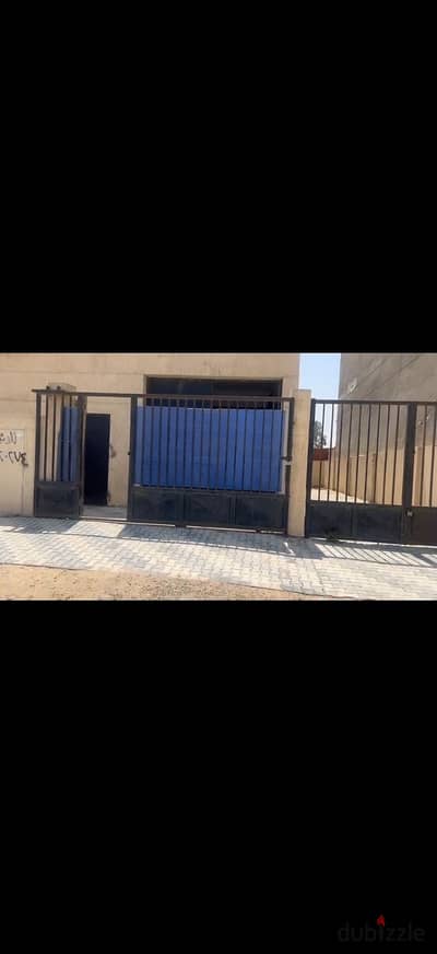مصنع هندسي للايجار في الروبيكي رخصة قديمه ثلاث ادوار مطلوب 70 الف