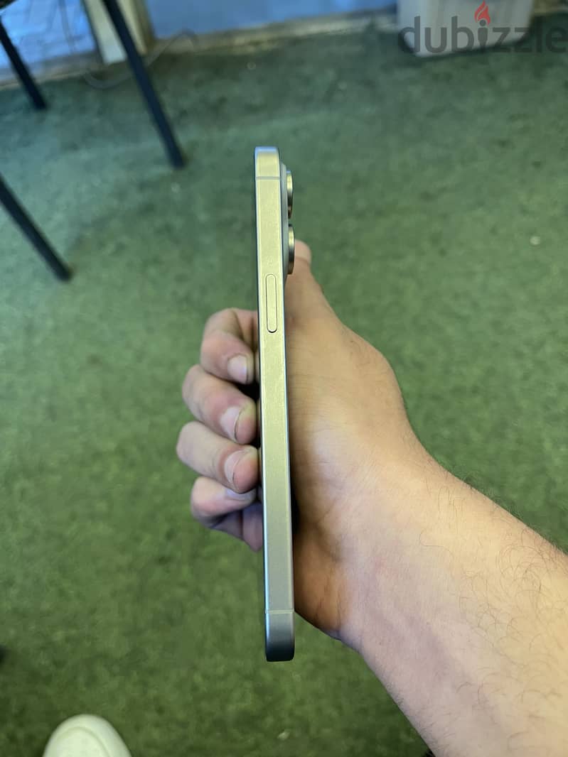 Apple - iPhone 15 Pro Max 3