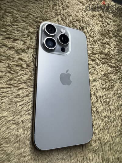 Iphone 16 pro , very clean device