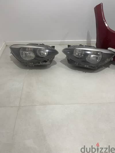 BMW 118 2014 headlights