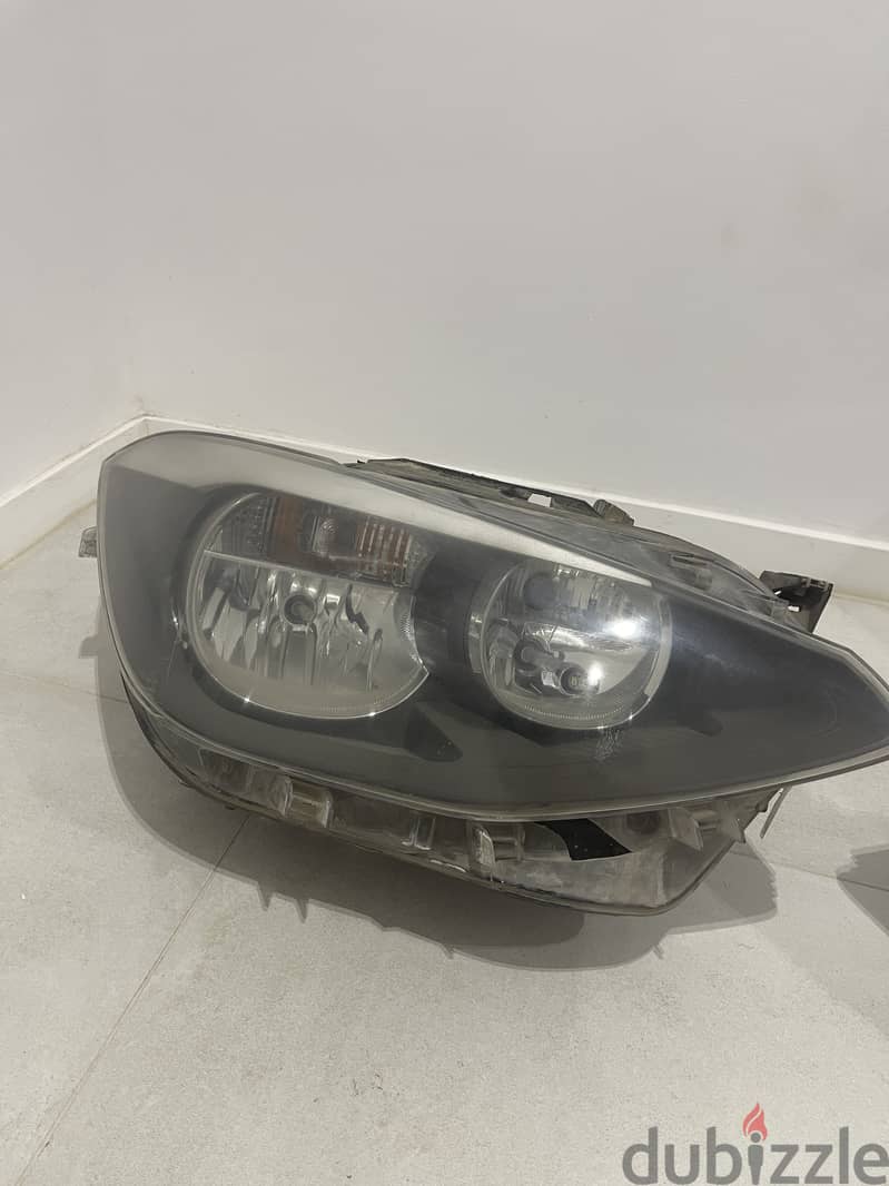 BMW 118 2014 headlights 1