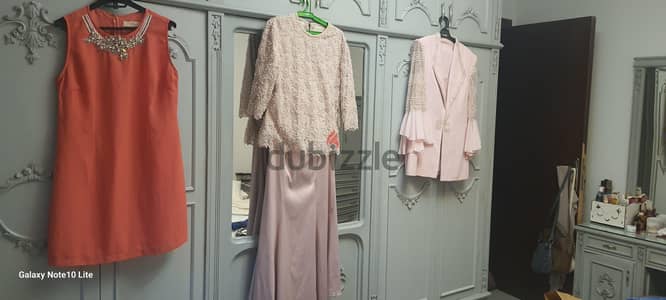 فساتين سواريه باسعار لقطة