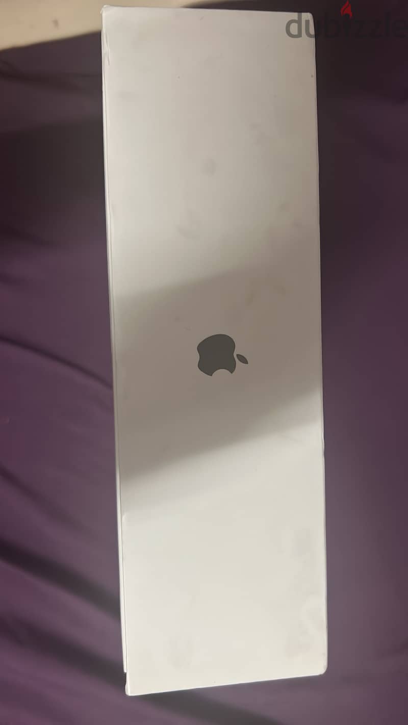 MacBook air MGN63 1