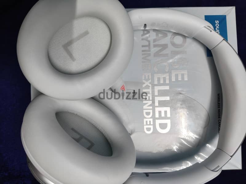 Anker  sound core Q45 3