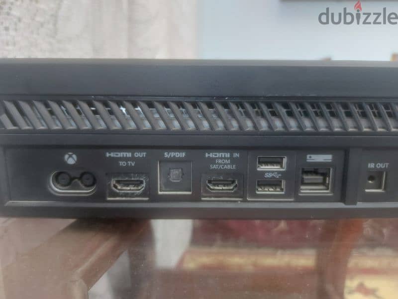 xbox one 1Tb 4
