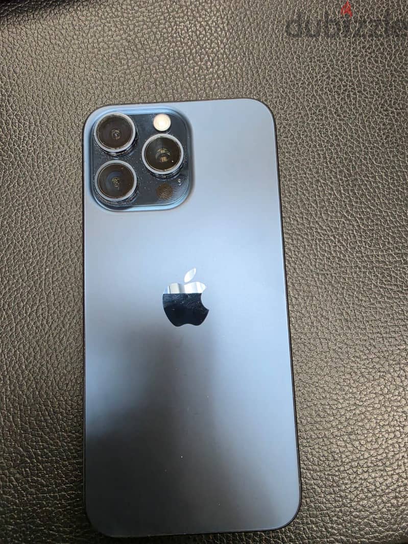 Apple - iPhone 15 Pro Max 2