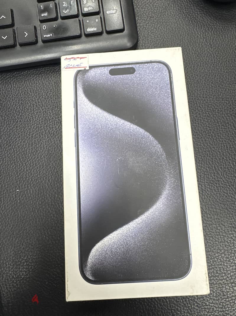 Apple - iPhone 15 Pro Max 5