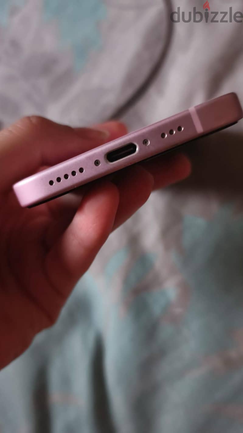 Apple - iPhone 15 2