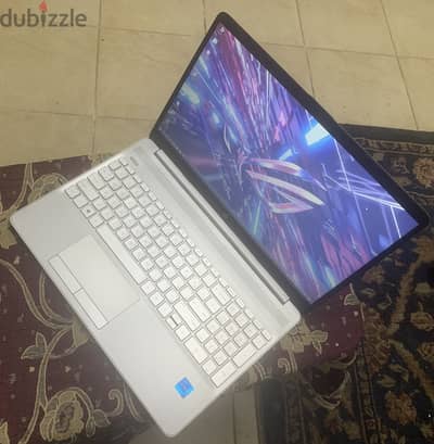 كور اي5 جيل 11 نيفديا ٢ جيجا فعلي حاله ممتازه بدون عيوب