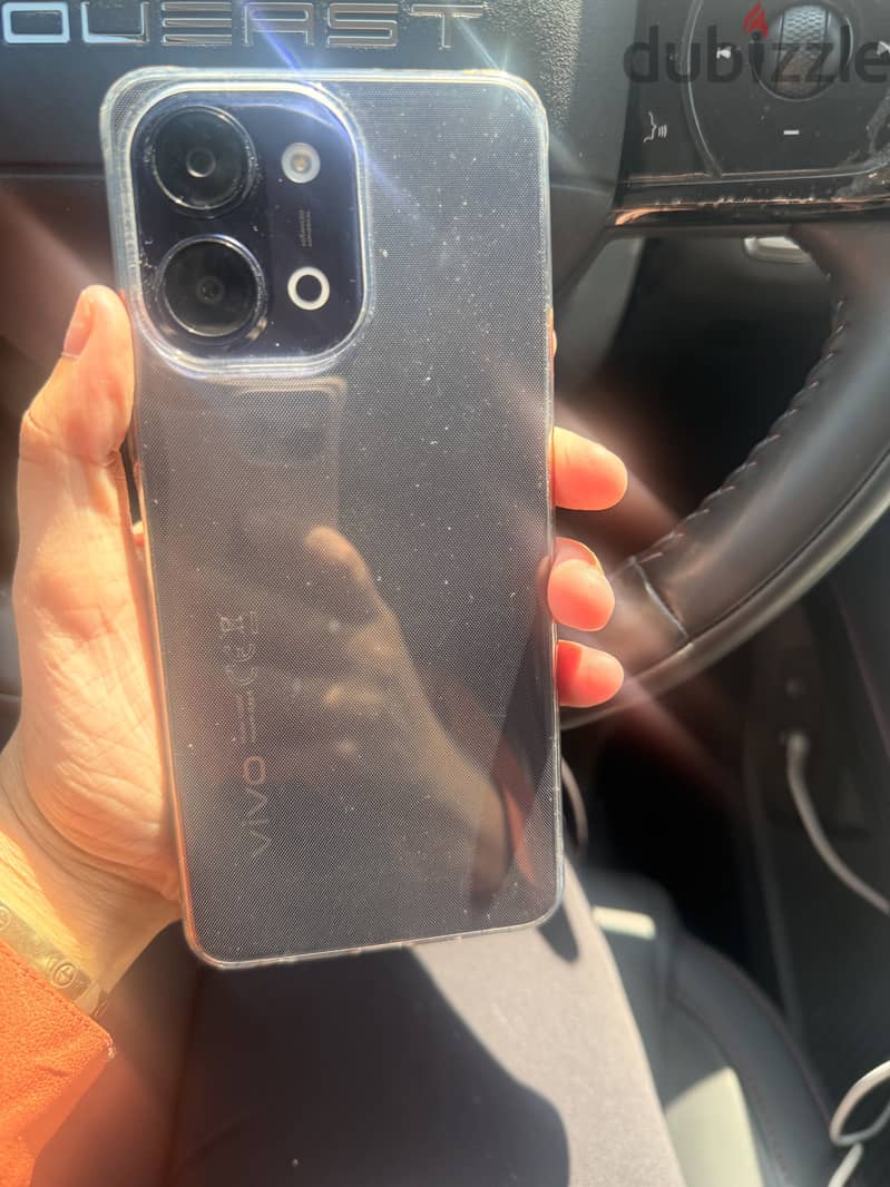 Vivo Y50 1