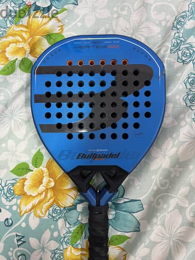 Bullpadel Vertex 05 Geo 2026