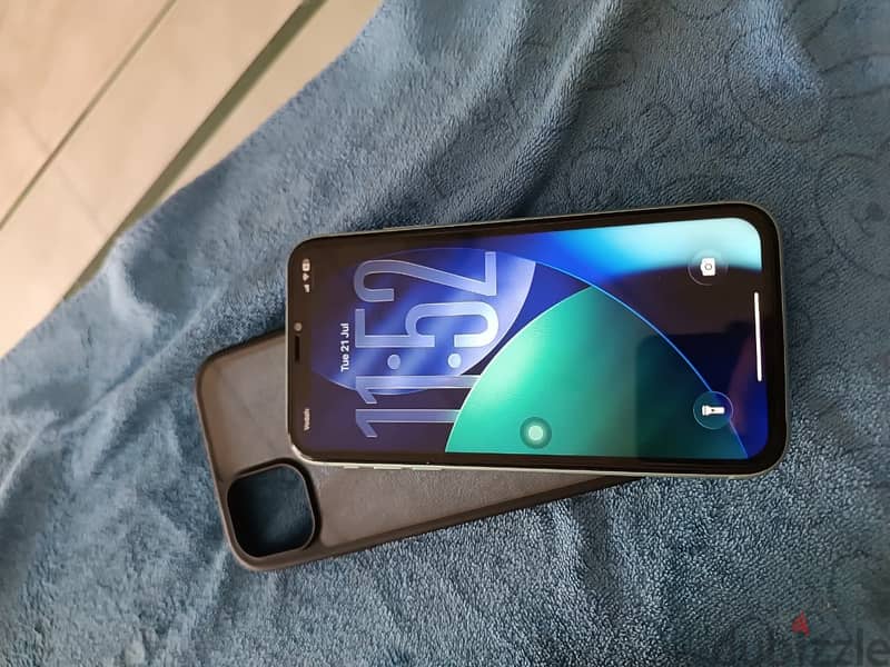 Apple - iPhone 11 1