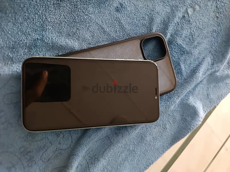 Apple - iPhone 11 2