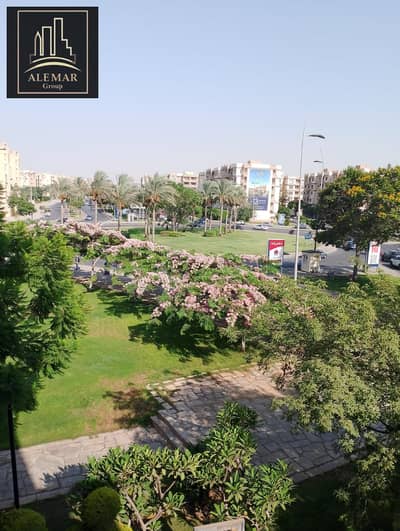 For sale in my city a 175 m apartment in B3 View Garden and Street