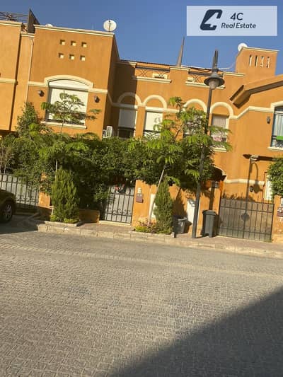 بأقل سعر فى السوق تاون هاوس ميدل ​​٢٤٦ م تشطيب كامل + ٣ مكيفات، للبيع استلام فورى فى موقع مميز  فيو لاند سكيب فى ديار بارك القاهرة الجديدة.