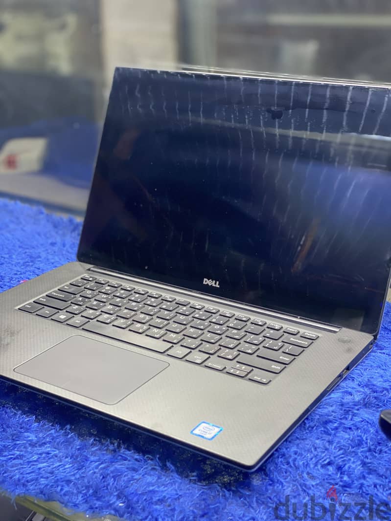 Dell XPS 1