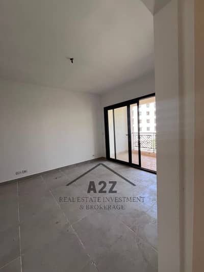 Apartment for rent in Silia, the capital, 94m, garden view, first residence, in front of the mall and services