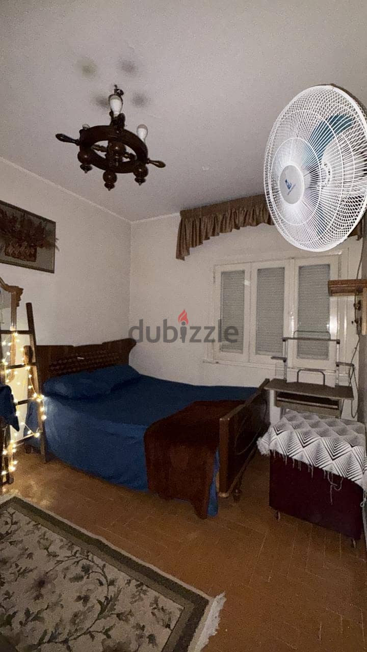 Rent a room 2