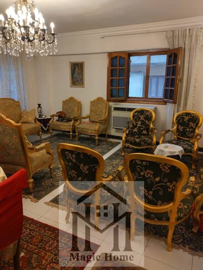 "وقف سكرول لحظة!  شقة 150م سوبر لوكس بقلب الهرم. . فرصة استثمارية وسكنية مش هتتعوض!"