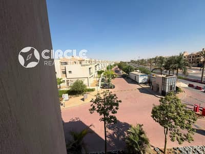Luxurious Modern Apartment for Rent in Fifth Square (Al Marasem) ,minutes away from the AUC . Luxurious Modern Apartment for Rent in Fifth Square (Al Marasem) ,minutes away from the AUC .