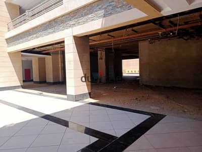 محل للايجار 170م لاي نشاط تجاري بمجمع البنوك