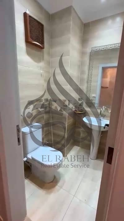 توين هاوس للايجار في ليان التجمع الخامس موقع متميز يشمل مطبخ – تكييفات – سخانات