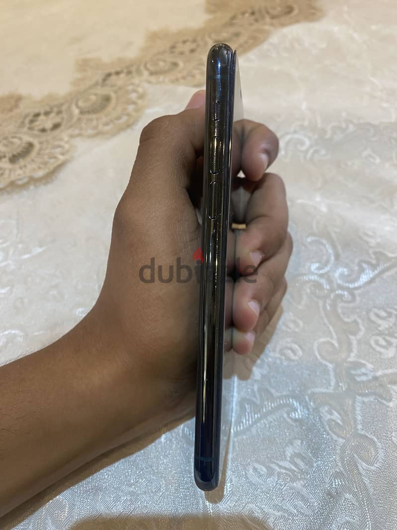 iPhone 11 Pro 1