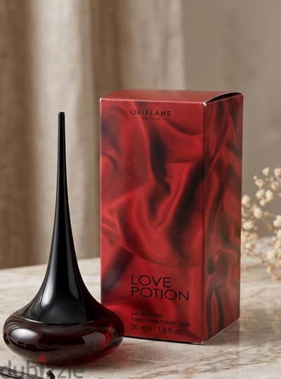 للبيع love potion من اوريفليم اصدار قديم  vintage  ثبات عالي