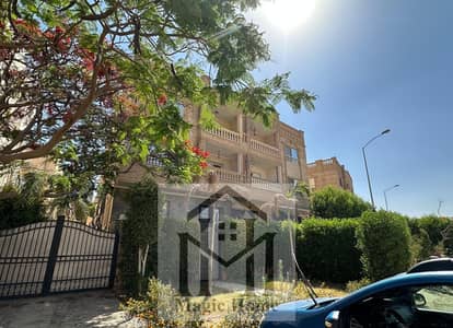 "بيت العمر في قلب الشيخ زايد. . تشطيب ألترا سوبر لوكس ومساحة صافية مش هتلاقيها تاني!"