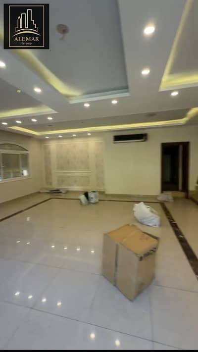 فيلا للإيجار بمدينتي نموذج j تشطيبات خاصه بي الكامل والمطبخ راكب اول سكن