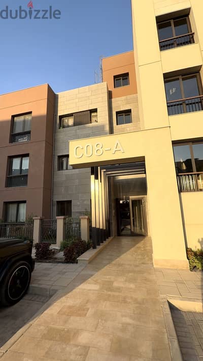 Luxury Furnished Ground Floor Apartment with Private Garden for Rent