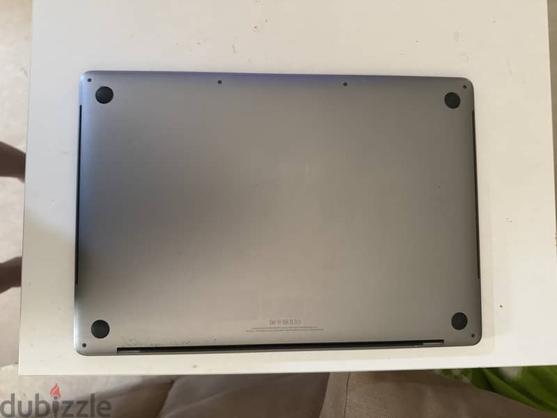 Mac Book pro 15 Inch 2018 2