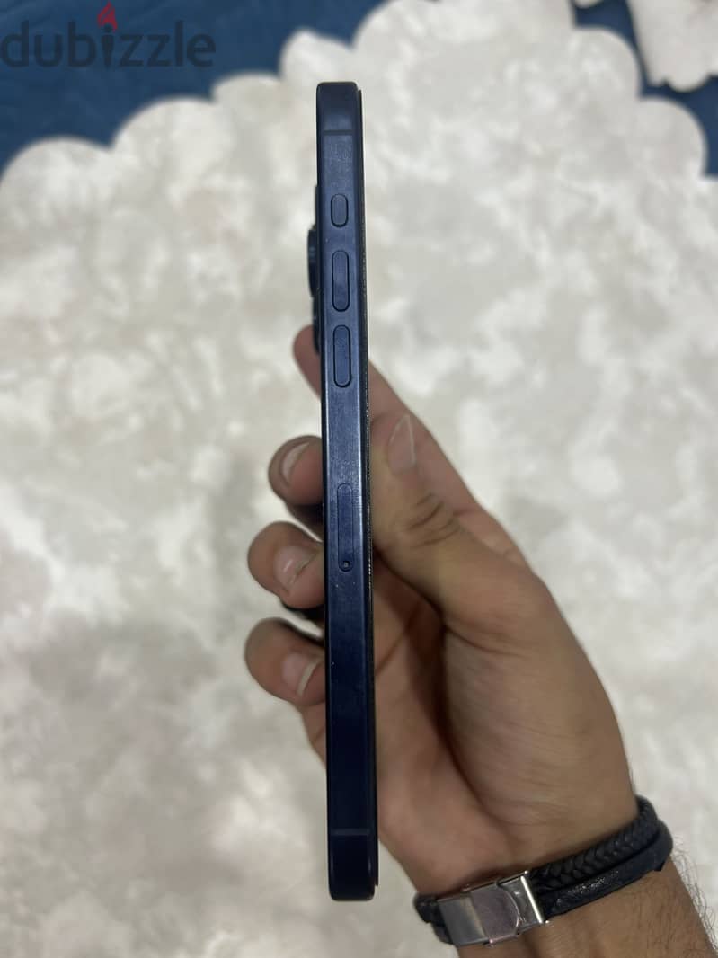 Apple - iPhone 15 Pro Max 3