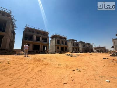 Prime location townhouse, 206 sqm BUA , ready for on-site viewing. Handover in 2 years at one of the finest compounds in New Cairo's Sixth Settlement. Prime location townhouse, 206 sqm BUA , ready for on-site viewing. Handover in 2 years at one of the finest compounds in New Cairo's Sixth Settlement.