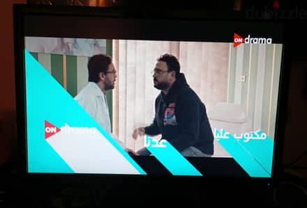 شاشه 19 بوصه سامسونج فرز اول زراير تاتش مش موجوده في اي شاشه الميزه دي