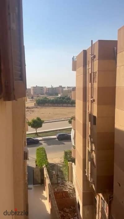 شقة للبيع – مدينة الشروق المنطقة الخامسة – المجاورة الثالثة