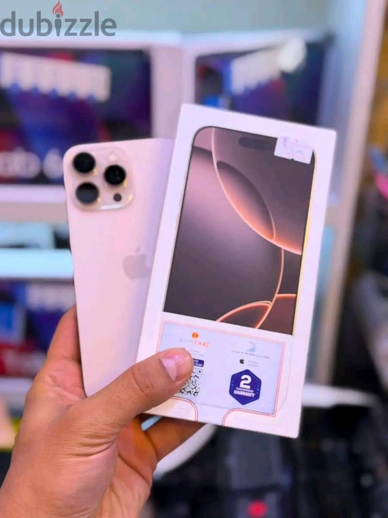 Apple - iPhone 16 Pro Max 4