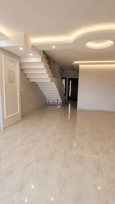 Townhouse Corner with ACs and Premium Kitchen For Rent- Hyde Park Townhouse Corner with ACs and Premium Kitchen For Rent- Hyde Park